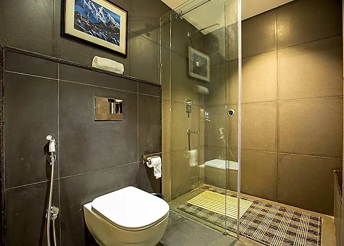 Indreni Hotel 3*